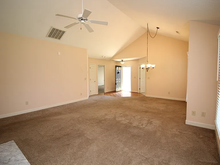 33 Cedar Knoll Dr — Photo 15