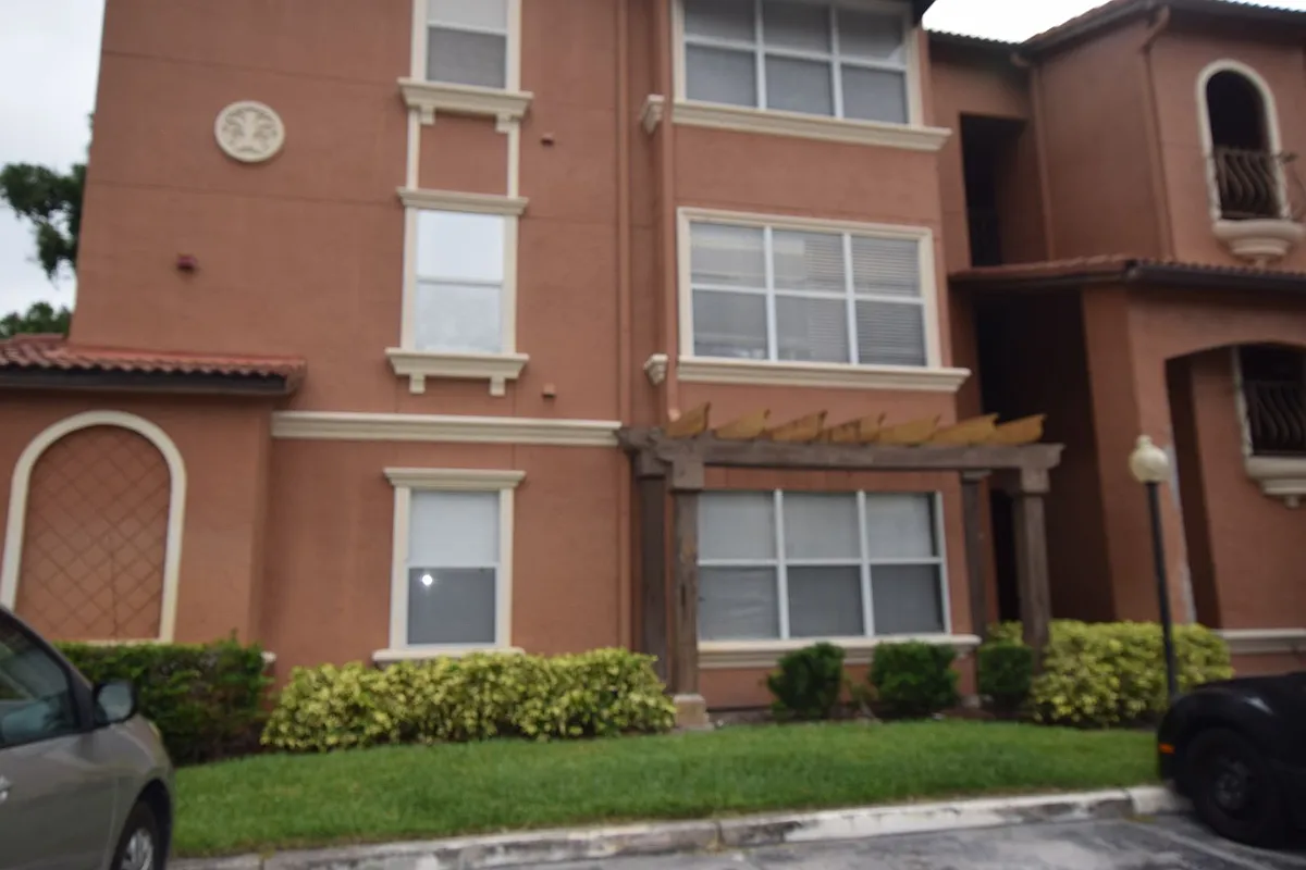 Building Photo - 5120 Conroy Rd #511