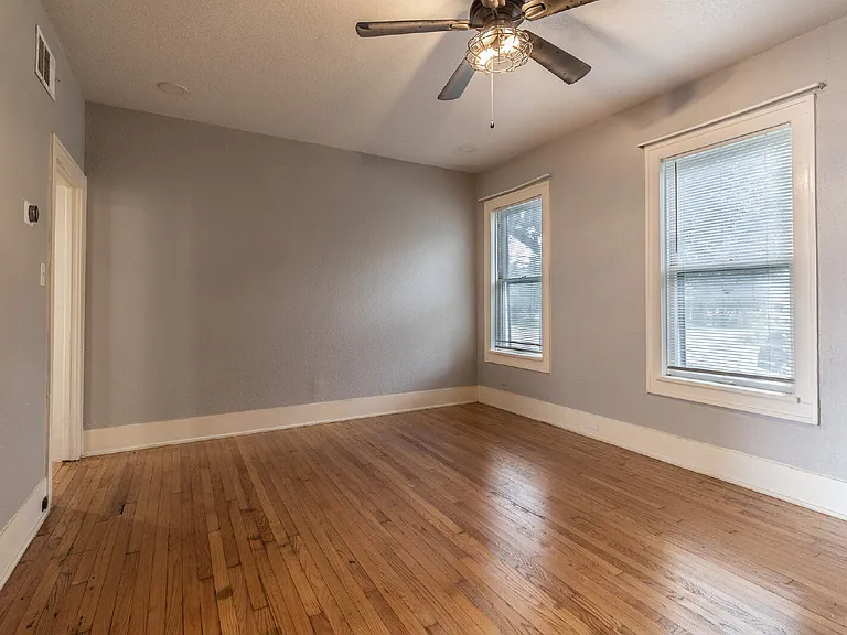 723 E Euclid Ave — Photo 5