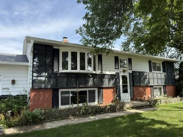 407 Glenview COURT, Fort Atkinson, WI 53538