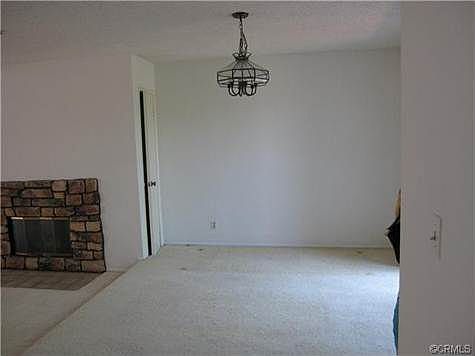 5th image of 427 Everett Ave APT C
