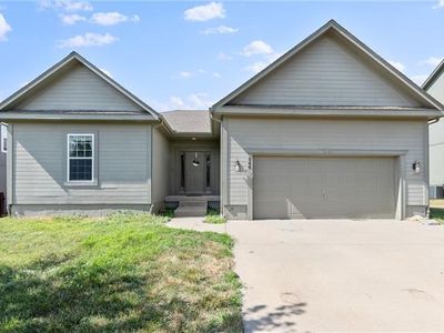 560 E Mockingbird St, Gardner, KS, 66030