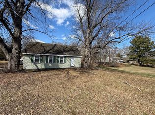 91 W Bacon St, Plainville, MA 02762