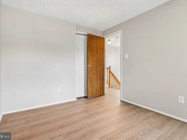 5913 Spruce Run Ct — Photo 16