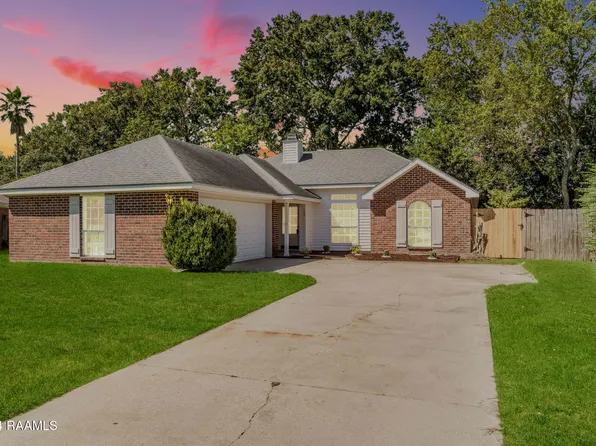 108 Savignon Cir, Broussard, LA 70518