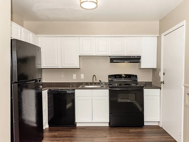Willow Ridge Apartments — Photo 53