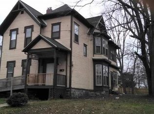 206 2nd St APT 1, Jackson, MI 49201