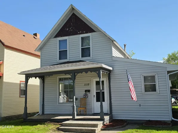 1115 4th Ave N, Grand Forks, ND 58203