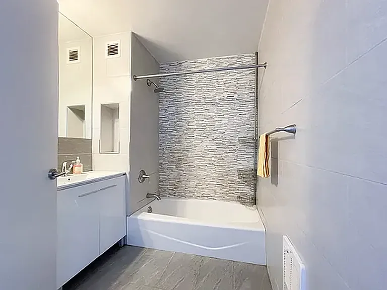 535 Classon Ave #505 — Photo 5