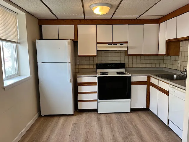37 Spruce Street — Photo 3
