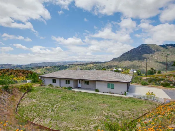 2918 Vista Del Rio, Fallbrook, CA 92028