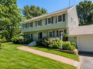 225 River Rd, Tewksbury, MA 01876