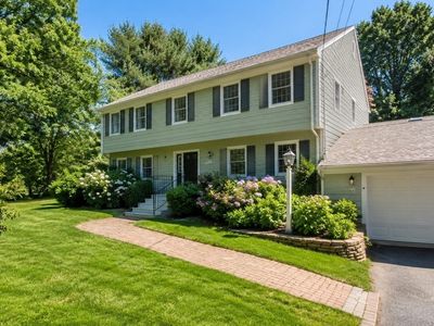 225 River Rd, Tewksbury, MA, 01876