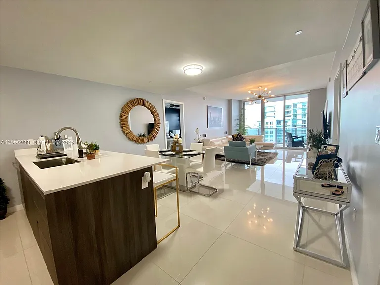 488 NE 18th 4809 Miami #4809 — Photo 5
