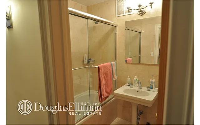 Rented by Douglas Elliman | media 4