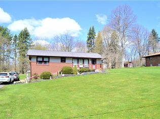 1277 Shenango Rd, Darlington, PA 16115