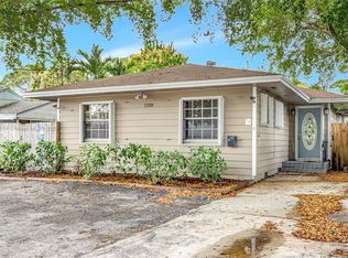 1233 NE 3rd Ave, Fort Lauderdale, FL 33304