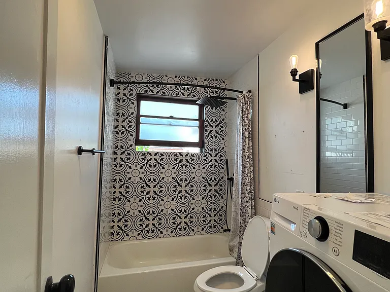 2449 A St #L — Photo 6