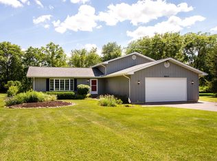 6601 Chickaloon Dr, McHenry, IL 60050