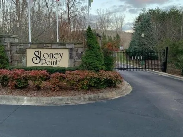 234 Emerald Isle Ct, Lexington, NC 27292