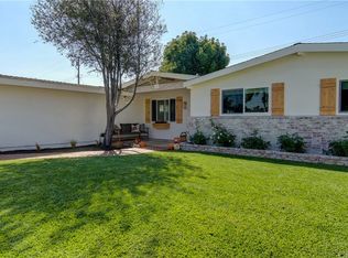 325 Esther St, Costa Mesa, CA 92627