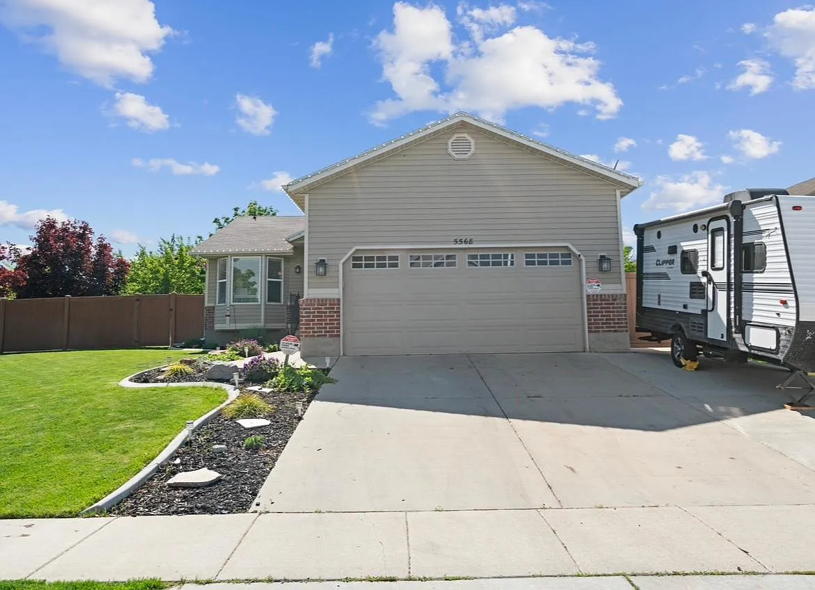 Building Photo - 5568 S Stone Bluff Way