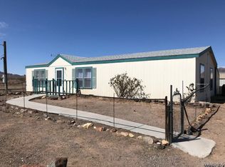 4405 N Drake Rd, Golden Valley, AZ 86413