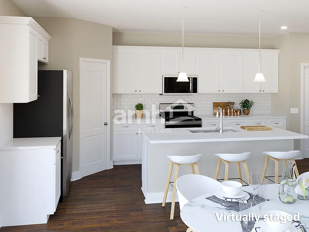 5 bed, 3.0 bath, 2513 sqft, $2,760 — Photo 4