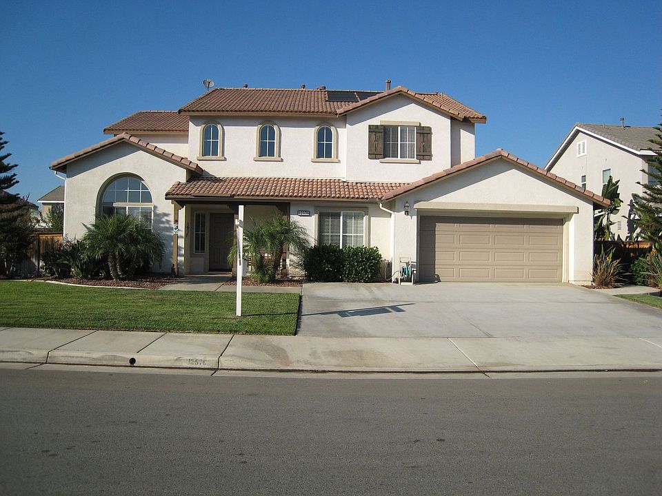 Turnkey Riverside Home!