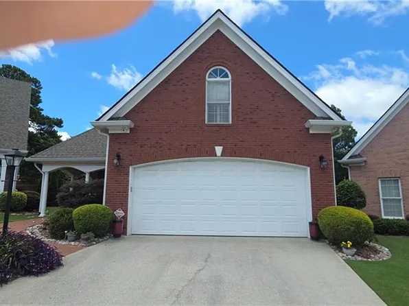 1555 Woodberry Run Dr, Snellville, GA 30078
