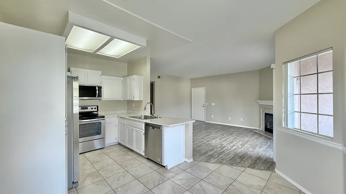 Building Photo - 17161 Alva Rd #2213