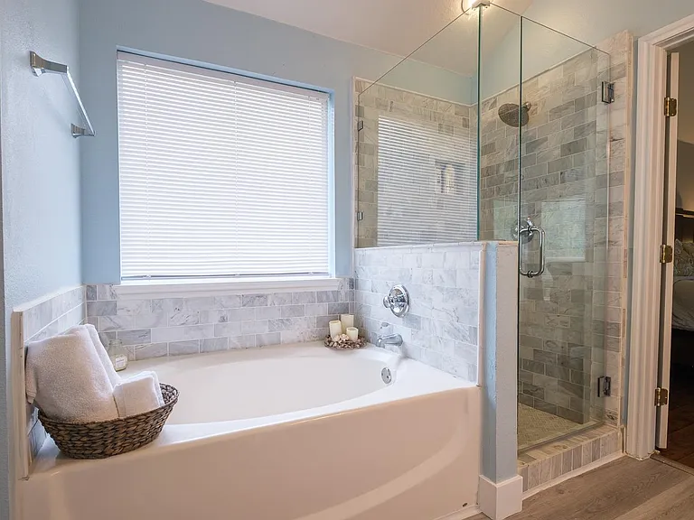 1228 S Center St — Photo 10
