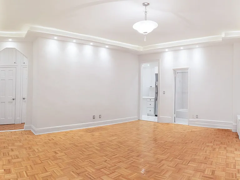 853 7th Ave #11F — Photo 6