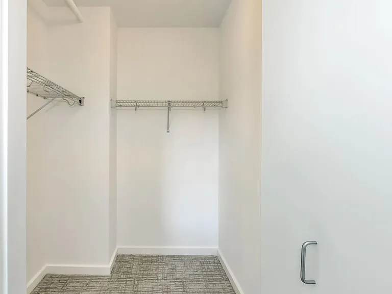 1 Hawthorne St #3G — Photo 7