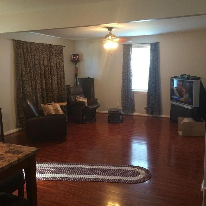 Living Room/Dining Room