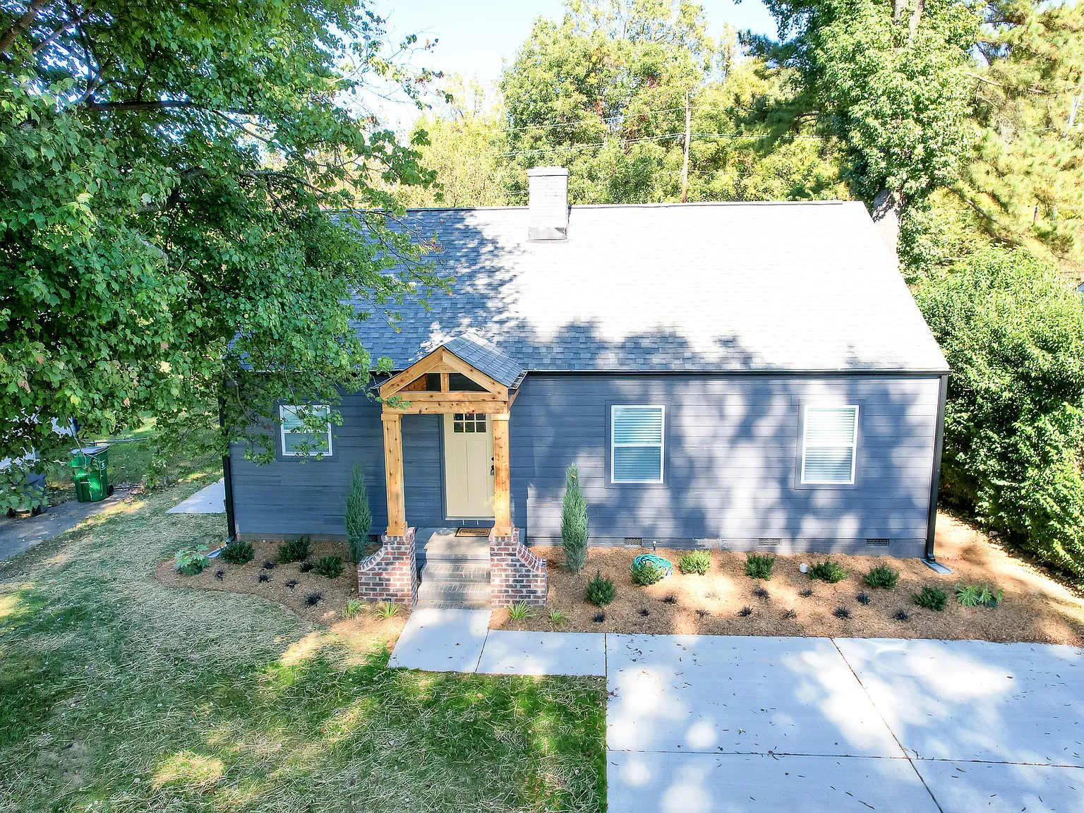 1508 Kimberly Rd — Photo 2