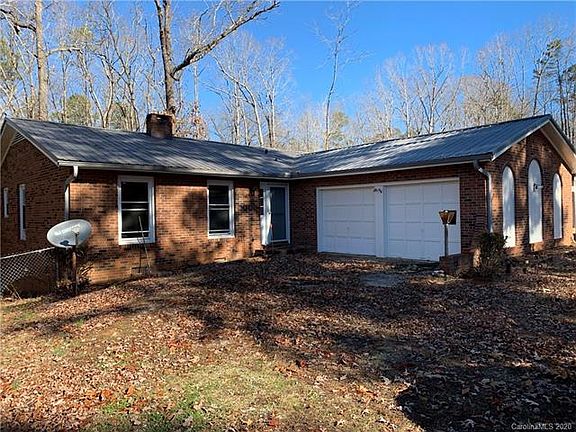 2nd image of 135 Homestead Ct