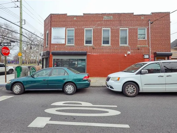 2492 Gerritsen Avenue image 22 of 29