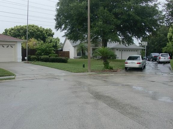 2nd image of 2924 N Whisperbay Ct