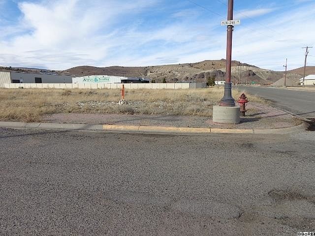 2nd image of Nhn Montana Dr