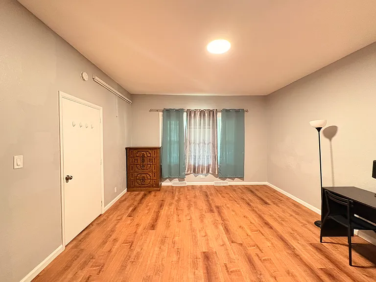 3215 Dawson St #1 — Photo 18