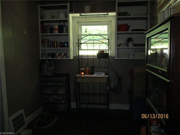 4th image of 2634 Lincoln St
