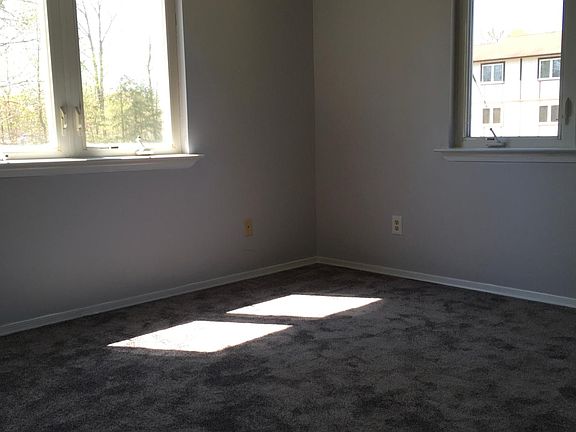 4th image of 22028 Oxford Ct #B 4