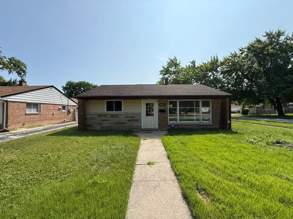 17057 Park Ave, Lansing, IL 60438