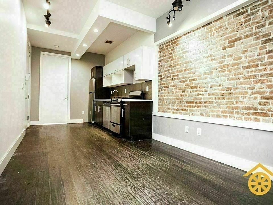 1st image of 154 Rogers Ave #1P