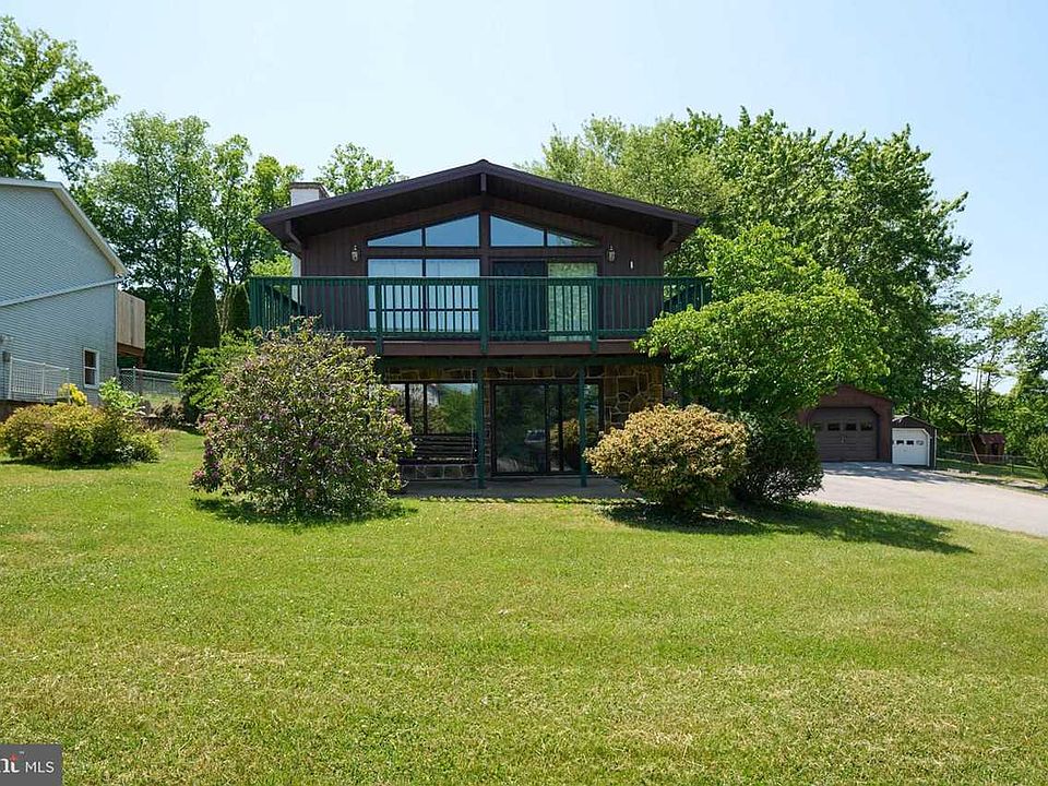 1st image of 249 Lakeview Dr