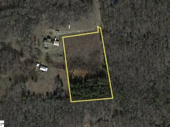 Prairie Ct, Gray Court, SC 29645