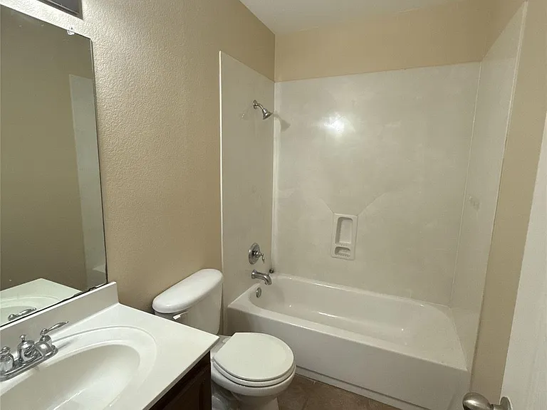 1098 Giberson Way — Photo 15