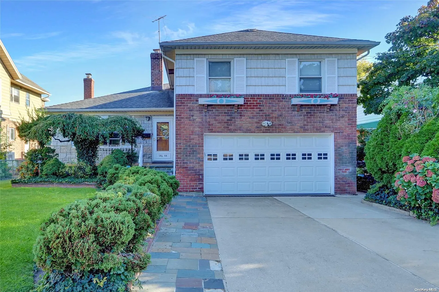 146-44 Bayside Avenue photo 1