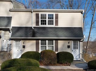 113 Union St APT Z, Deep River, CT 06417
